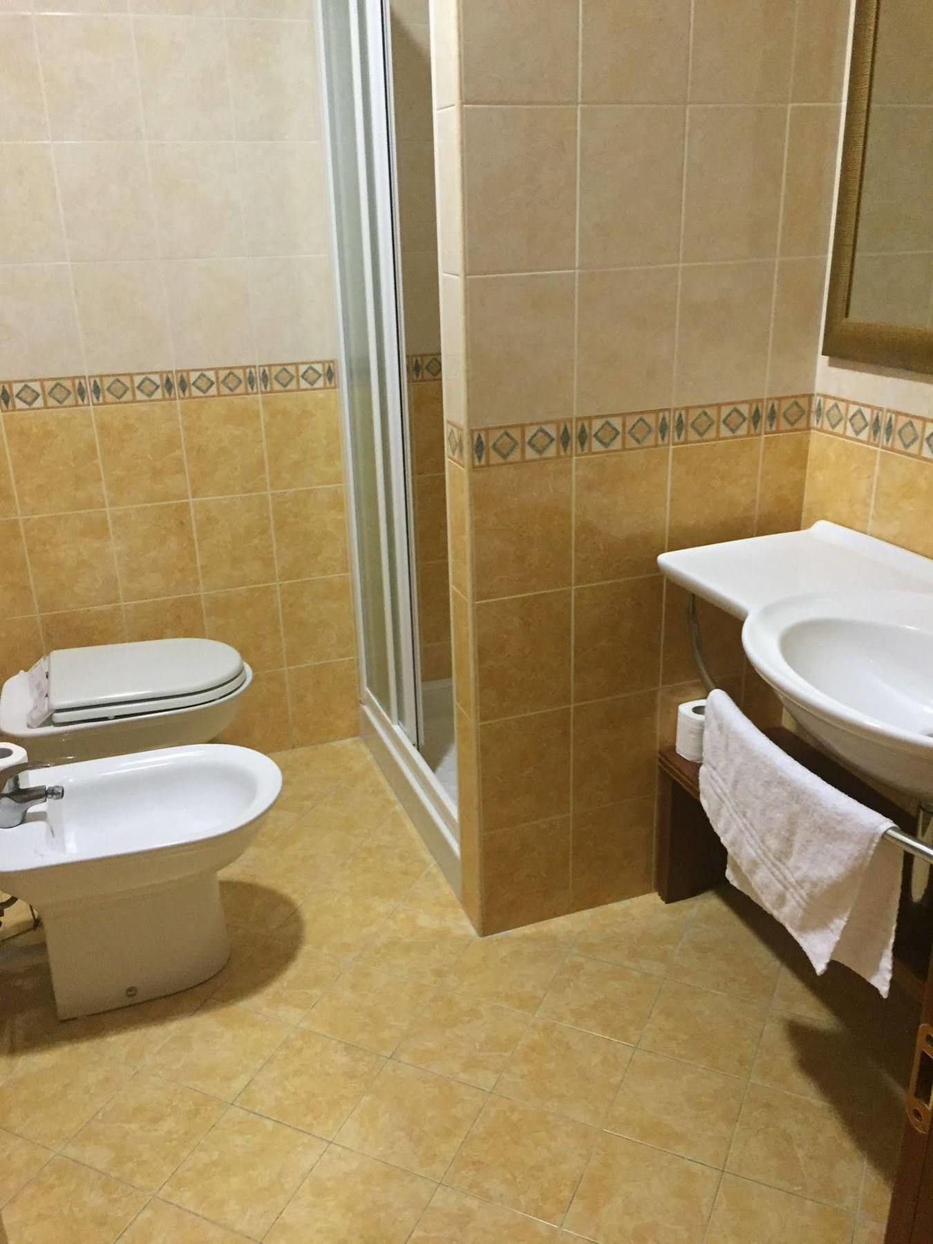 Hotel Divine Рим Экстерьер фото
